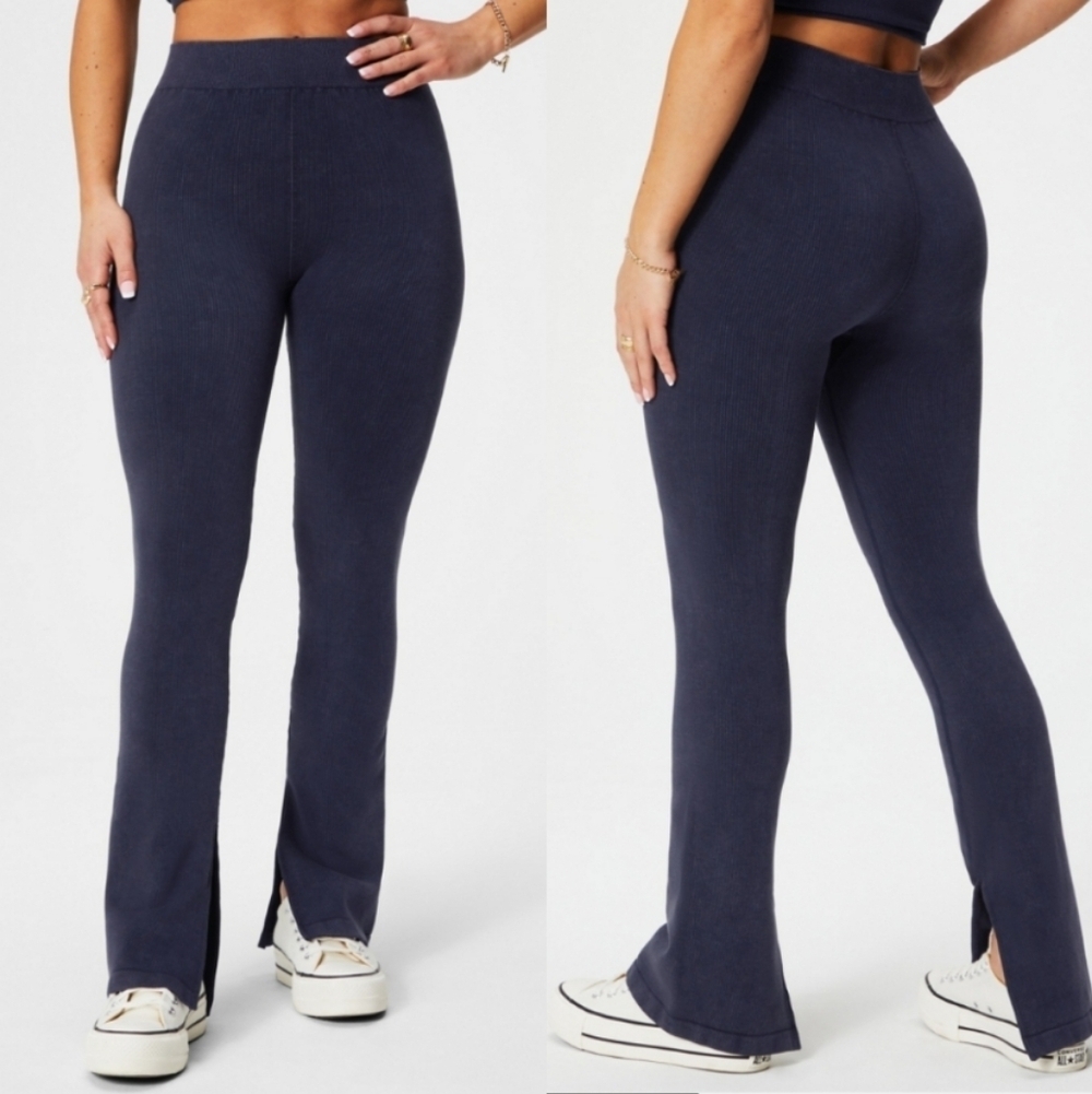 Nwot! Fabletics Cloud Seamless High-Waisted Split Flare Leggings Pants